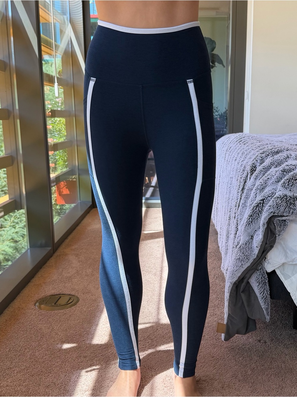 Beyond Yoga Leggings Navy with White Stripe